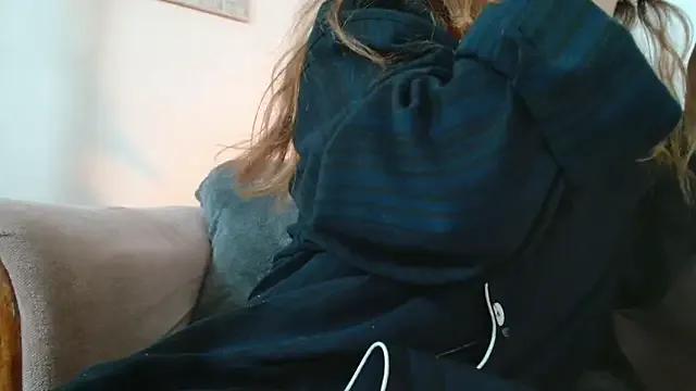 Freechat 3littleschoolteens on StripChat