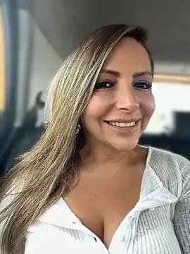 Freechat _Abril-Office1 on StripChat