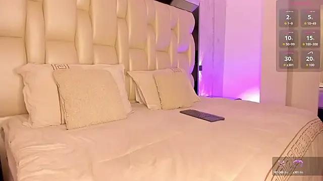 Freechat _CurlyGirl_ on StripChat