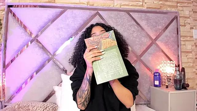 Private _lanna_jhonson_ on StripChat