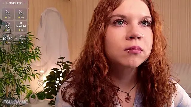 A_Lot_of_Bunny — let's change clothes 