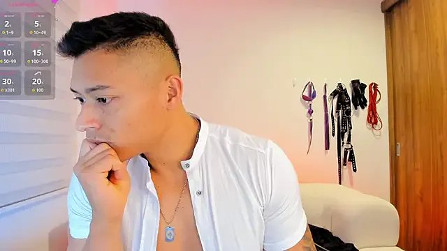 abu_dhabi_21 on StripChat