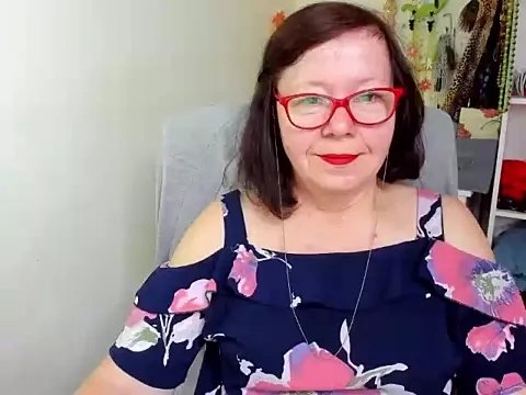 Freechat Adelewildx on StripChat