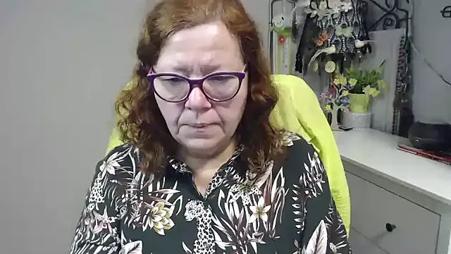 Freechat Adelewildx on StripChat