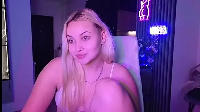 Freechat adrelaxina on StripChat