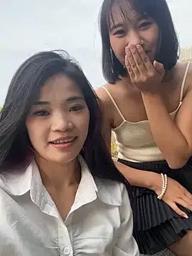 Group AiBanana on StripChat