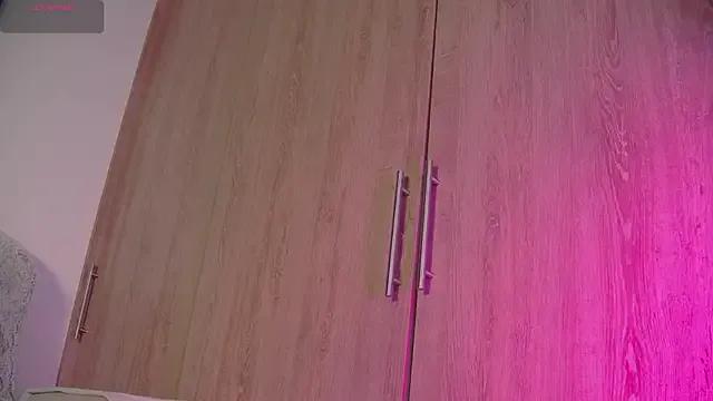 Freechat aidaadams on StripChat