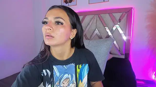 Freechat akira_09_ on StripChat