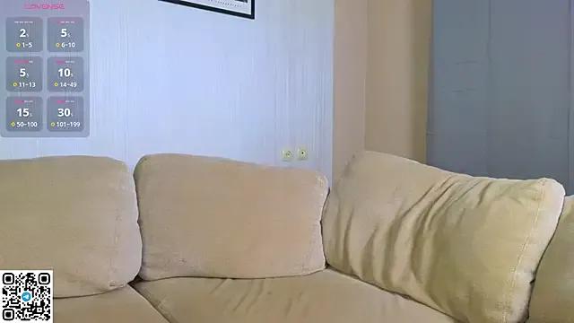 Freechat AliceDarsY on StripChat