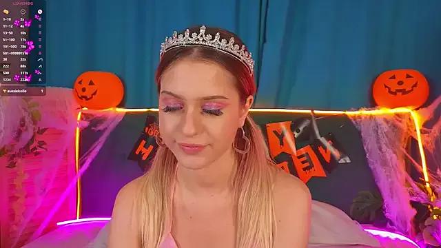 Freechat AlinaWalters on StripChat