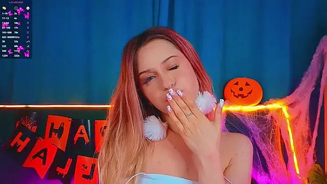 Freechat AlinaWalters on StripChat