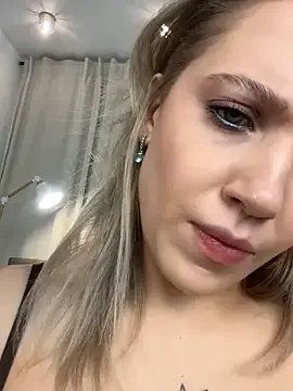AlisaMyers on StripChat