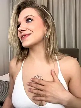 AlisaMyers on StripChat