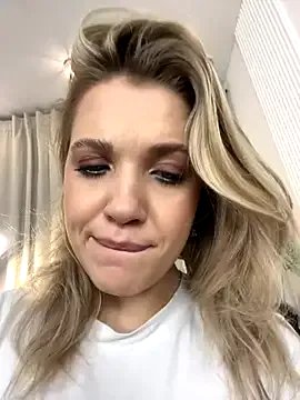 AlisaMyers on StripChat