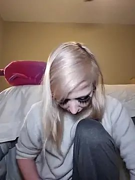 AmethystFoxx on StripChat