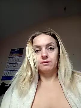 Freechat Ami_Foxy on StripChat