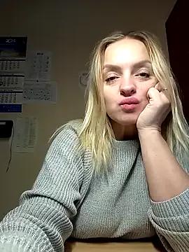 Freechat Ami_Foxy on StripChat