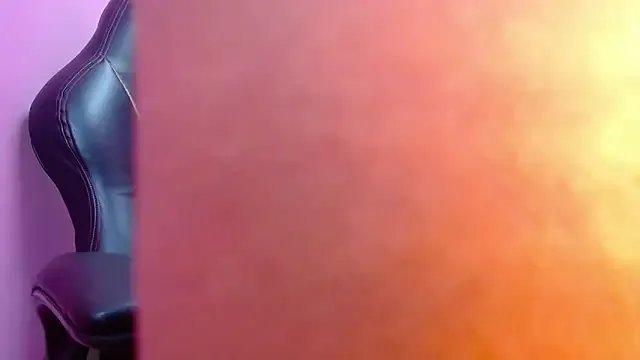 Freechat Amy_Ronan on StripChat