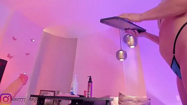Freechat angeline-777 on StripChat