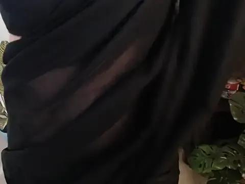 Freechat anika_bold on StripChat