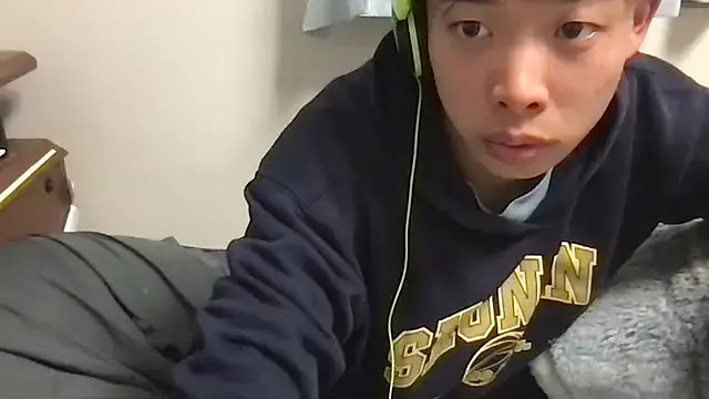 Group aooya on StripChat