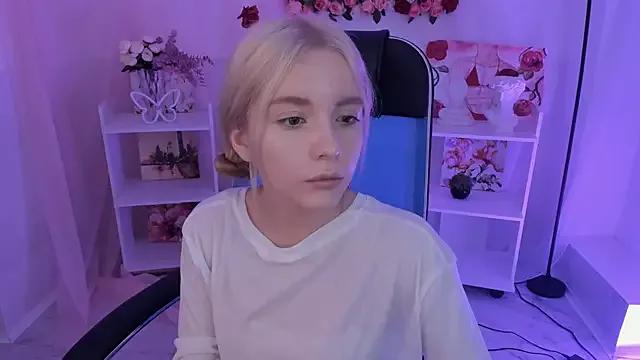 AuroraWrenfield on StripChat