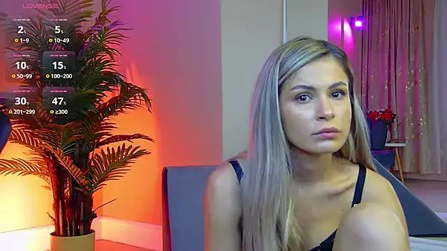 Private Avril_Cyrus on StripChat