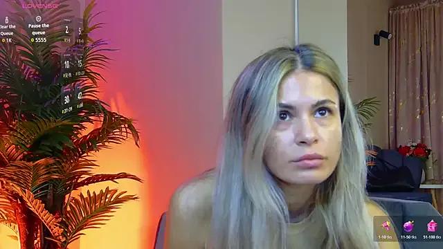 Private Avril_Cyrus on StripChat