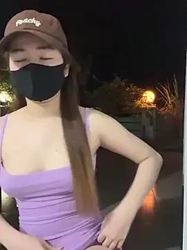 Freechat BabyThree_ on StripChat