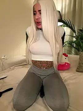 Freechat bambixboo on StripChat