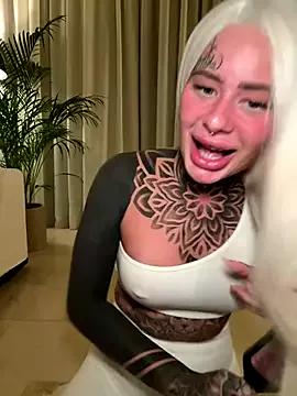 Freechat bambixboo on StripChat