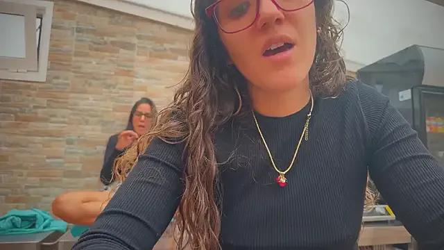 Freechat barfantasy on StripChat