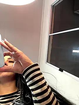 Freechat bbzinharosa on StripChat