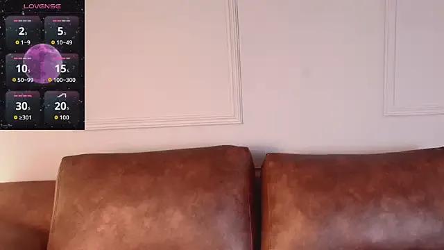 StripChat Bellaryy is Freechat Bellaryy — rub my clit with the dildo + dirty moans