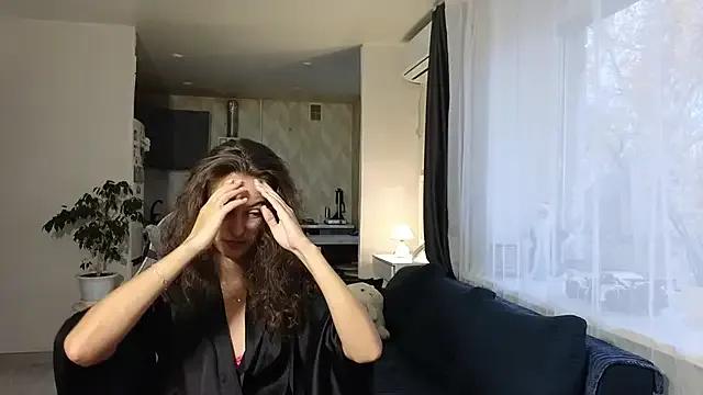 Freechat BelleWild on StripChat