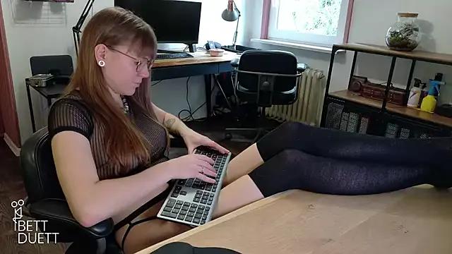 Freechat BettDuett on StripChat