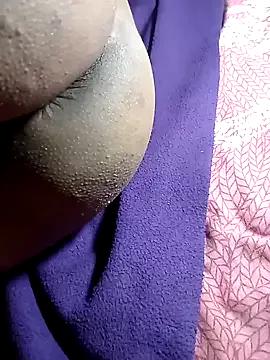 Group Bhabhi-Devar- on StripChat