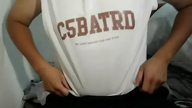 bigbb101011 on StripChat 