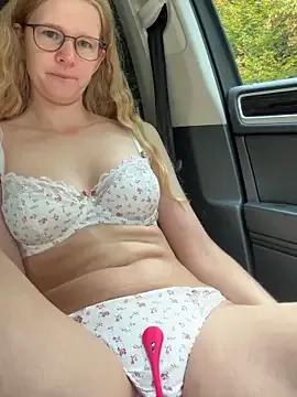 Freechat Bikergirl_97 on StripChat