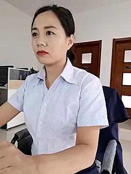 bingxin- on StripChat