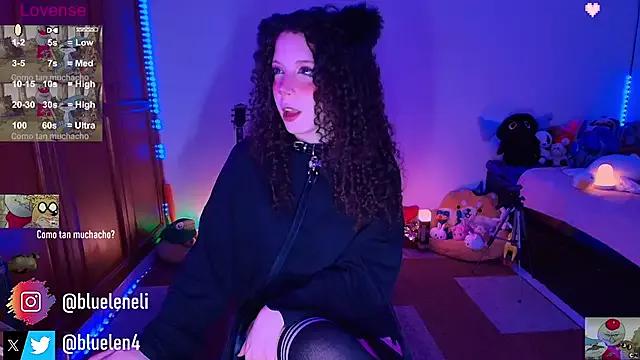 StripChat bluelen is Freechat bluelen — underwear