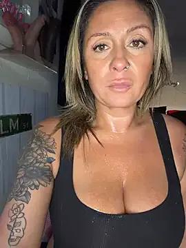 bossyroxy84's avatar