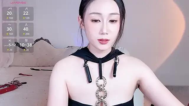 BoxedGyre- on StripChat