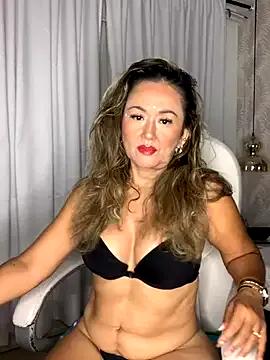 Freechat BunnyGlow50 on StripChat