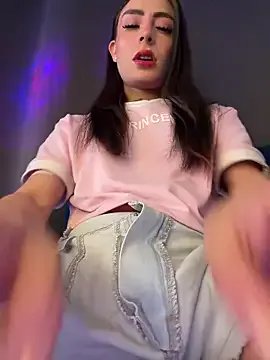 Camistar18 on StripChat