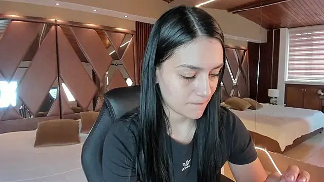 Private carina_rossi on StripChat