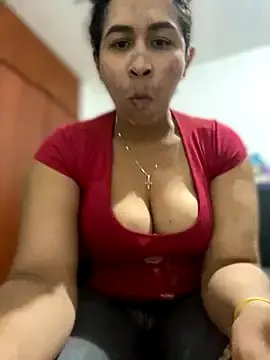 Freechat Carola-Ross on StripChat