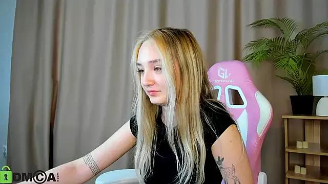 Freechat Cheryl__Brown on StripChat