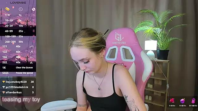 Freechat Cheryl__Brown on StripChat