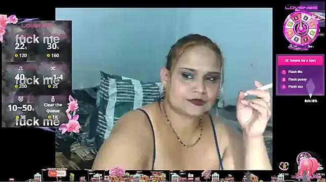 Freechat clover_spice21 on StripChat